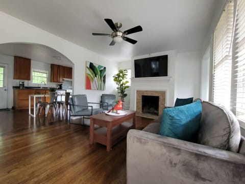 Spacious living room