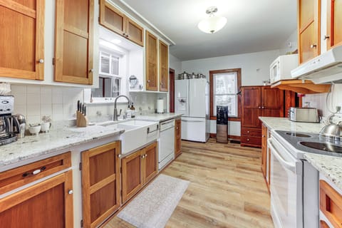 Kitchen | 1st Floor | Cooking Basics