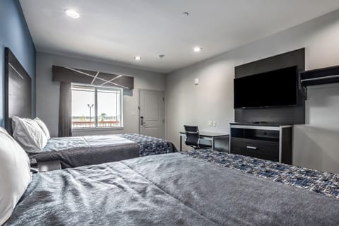 Wake up to daylight, then enjoy TV and easy workspace.