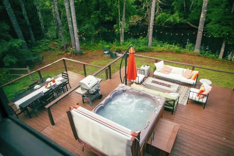 Large back deck overlooking the Blackwater River