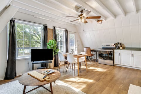 Living Room | 1st Floor | Smart TV | Ceiling Fan