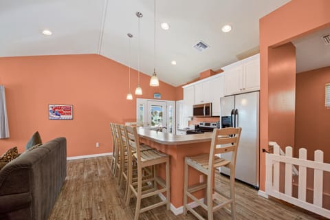 Kitchen Island with Seating
