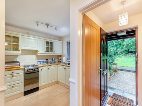 Kitchen | River View, Wadebridge