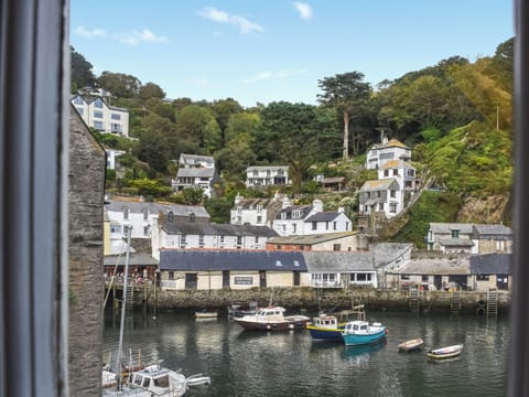 View | Charlie Wilcox Cottage, Polperro