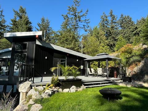 Patio, fire pit, Bbq, and outdoor covered dining
