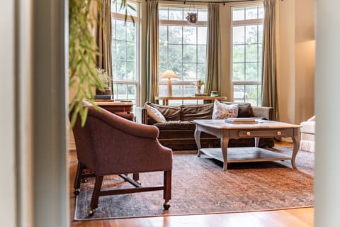 Image picker 6C42B382 1D28 42D2 89E2 9C05A6A634CC 21767 000010EFB01B74FD