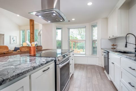 Fully Stocked Kitchen