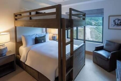 Unit with comfortable Bunk bed