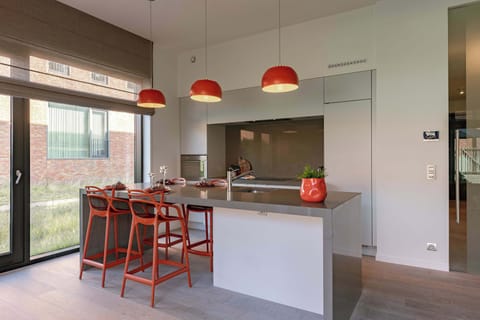 Neat kitchen with modern ameneties
