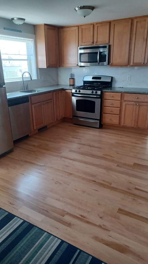 Large updated kitchen