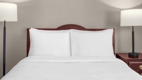 Unit with 1 King bed