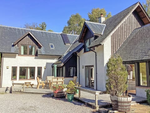 Exterior | Bridge House, Evanton, near Dingwall