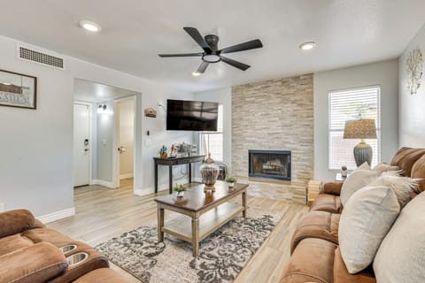 Glendale Vacation Rental | 4BR | 2.5BA | 2,300 Sq Ft | Stairs Required