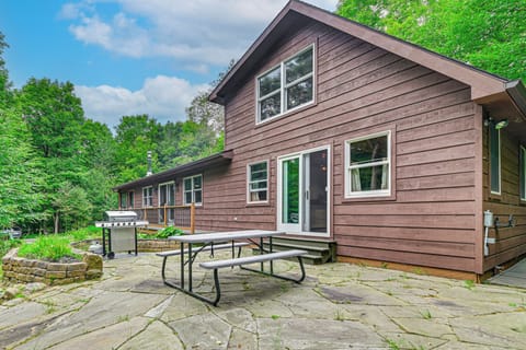 Thendara Vacation Rental | 4BR | 3.5BA | 2,800 Sq Ft | Stairs Required