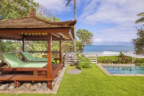 Welcome to Hale Ohana O' Ke Kai!