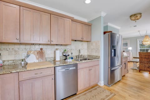 Fully stocked kitchen.
