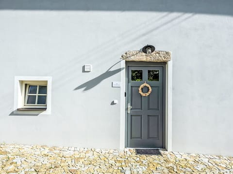 Window, Door, Wood, Building, House, Wall, Rectangle, Home Door, Tints And Shades