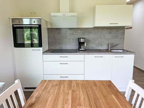 Sky, Plant, Cloud, Building, Window, Tree, Natural Landscape, Land Lot, House, Cottage