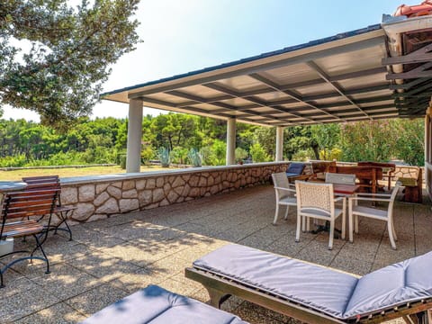 Shade, Furniture, Chair, Outdoor Furniture, Resort, Garden, Outdoor Structure, Eco Hotel, Estate, Patio