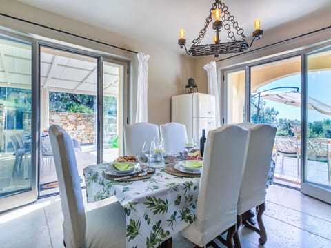 Sky, Snow, Mountain, Building, World, Slope, House, Natural Landscape, Freezing, Landscape