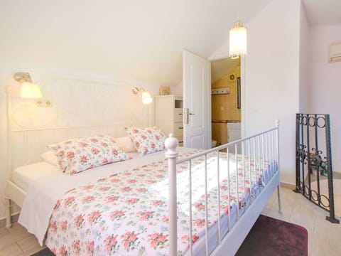 Furniture, Comfort, Bed Frame, Building, House, Interior Design, Wood, Bed, Floor, Flooring