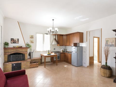 Water, Plant, Azure, Tree, Sky, Swimming Pool, Arecales, Shade, Leisure, Real Estate