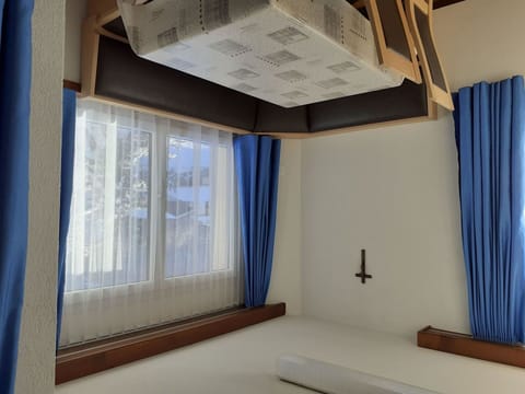 Building, Window, Wood, Shade, Textile, House, Curtain, Floor, Flooring, Hardwood