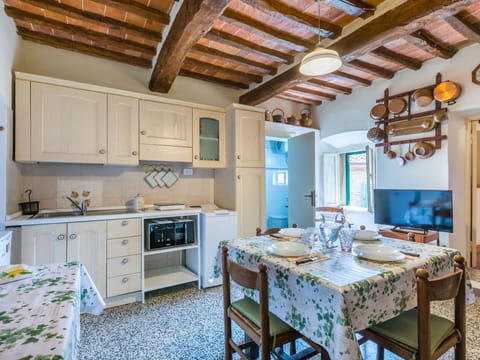 Furniture, Cabinetry, Property, Table, Wood, Countertop, Interior Design, Floor, Flooring, Chair