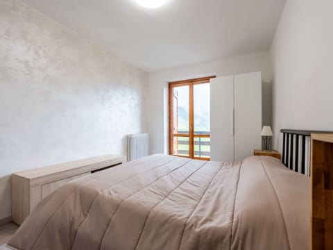 Furniture, Property, Comfort, Textile, Bed, Wood, Shade, Architecture, Bed Frame