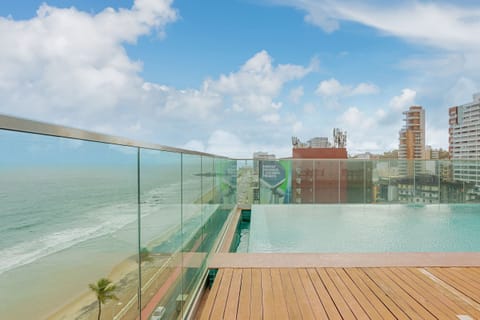 Seating area,Area and facilities,Open Air Bath,Day,Entertainment,Guests,Diving,Swimming pool,Summer,Street view,Sea view