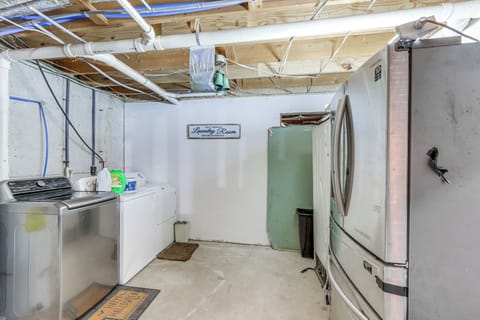 Laundry Room | Lower Level
