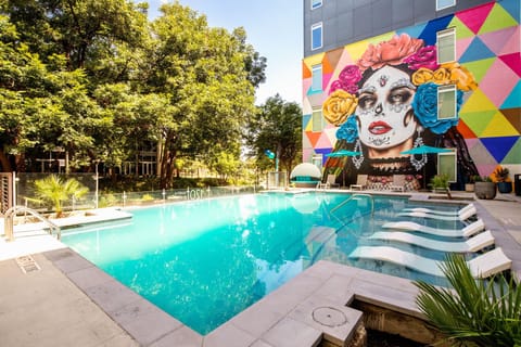 Come enjoy the pool overlooking the riverwalk.
