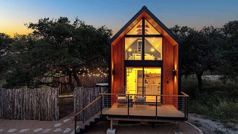 The Live Oak at Meridian (cabin #2)