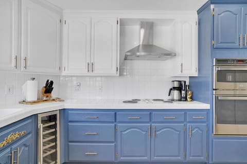 Large Kitchen equipped with basics for cooking