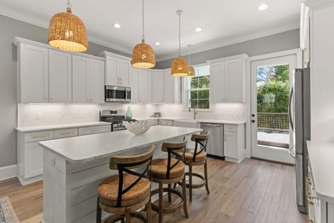 Hook, Wine & Sinker - Well Equipped kitchen is stainless appliances