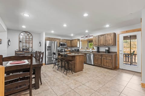 Bear Hollow Village 5667 by Moose Management