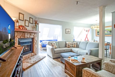 Enter to find welcoming space for your fam and friends during your time here!