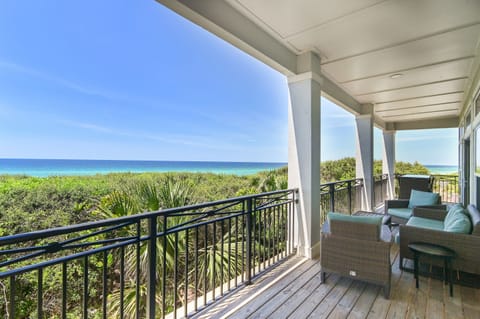 Camelot - Seagrove - Balcony