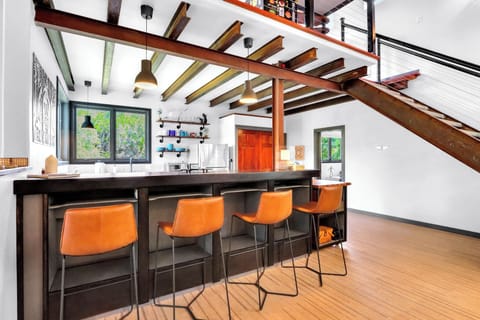 Breakfast bar seating