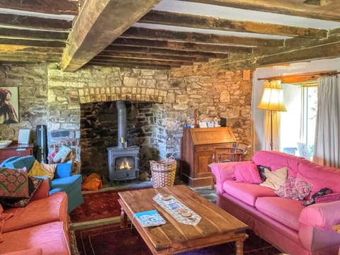 Living area | Cwmberwyn, Hundred House, Llandrindod Wells