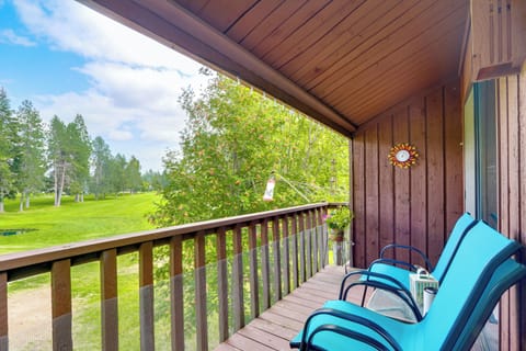 Rathdrum Vacation Rental | 2BR | 1BA | 950 Sq Ft | Stairs Required