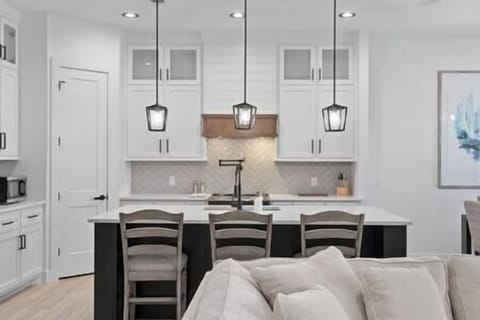 7f3c1e09 c263 4e0d b86b acb9919ec206