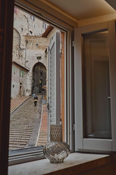 3ba73917-b534-45a7-8d6e-44550fcef89e