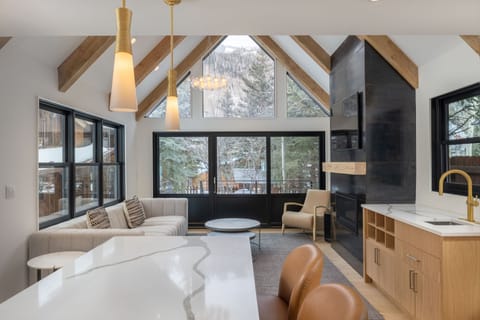 Galena West - The Mountainside Retreat by Curate Telluride