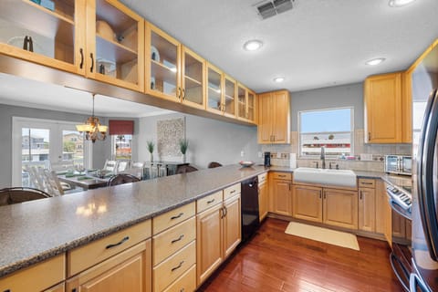 Plenty of counter space here!