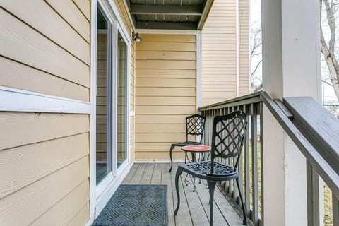 Patio overlooking Cumberland River