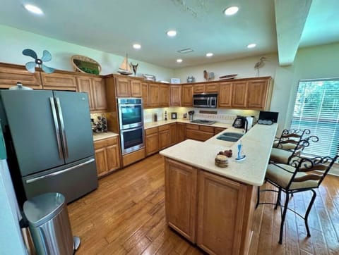 Kitchen has mostly all essentials.