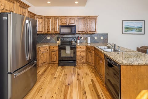 Wrap Around Kitchen for Entertaining | Main Level