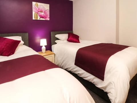 Two single beds and ensuite