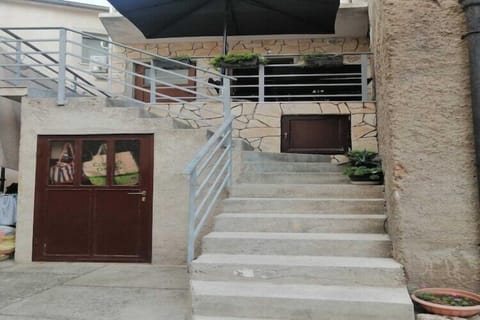 Holiday Home Facilities and Services